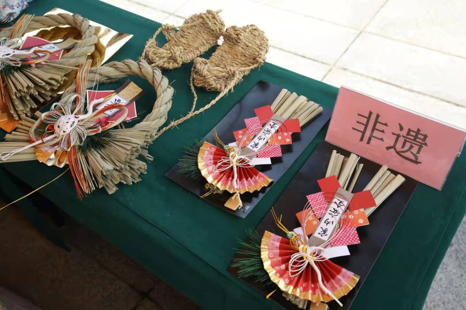 踏青祭扫中的清明文化 传统美食与民俗表演的深层感悟